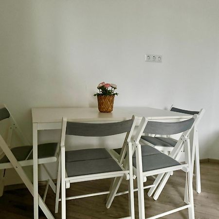 Stylish Schonbrunn Apartments - Free Underground Parking Виена Екстериор снимка
