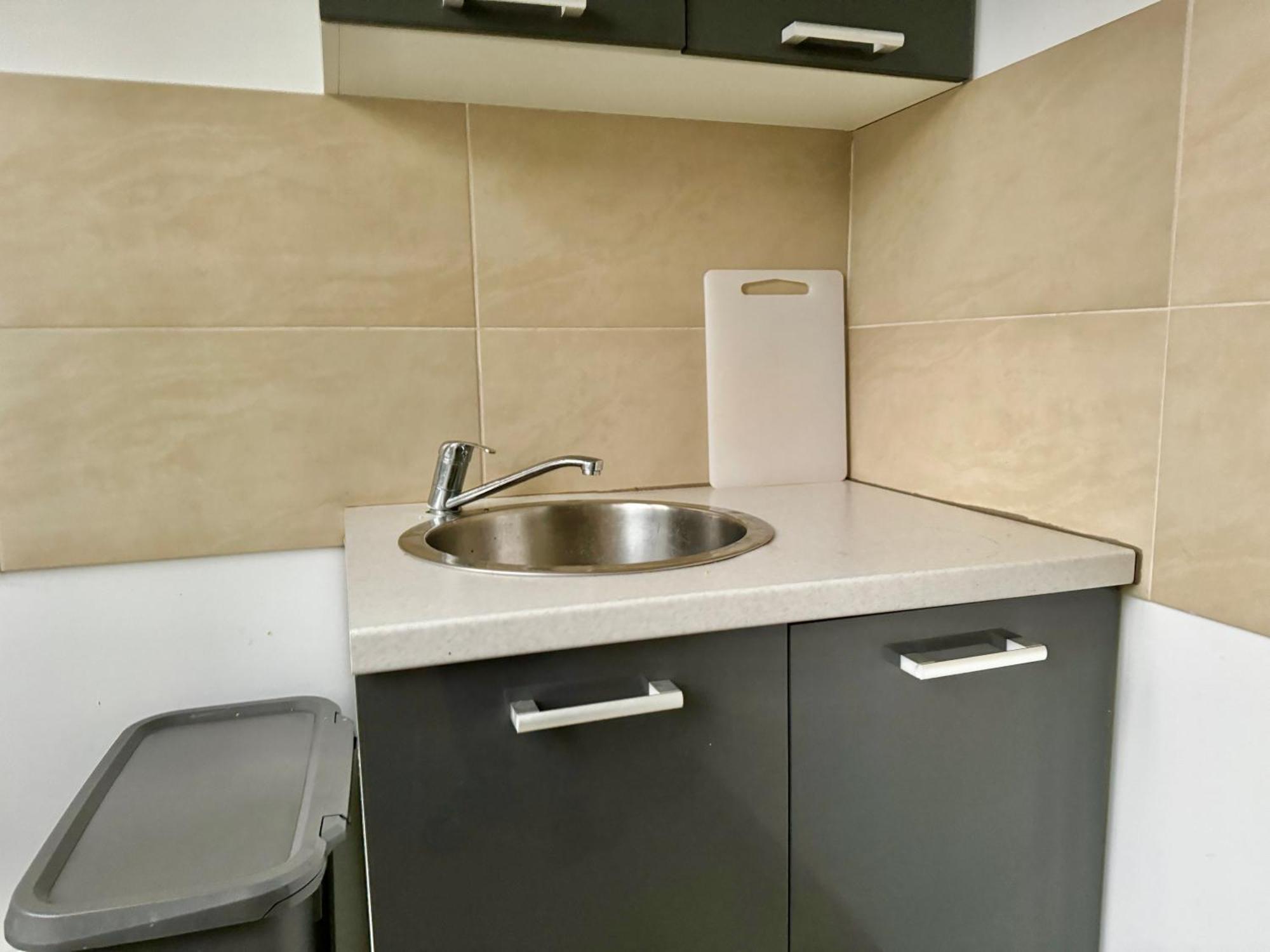Stylish Schonbrunn Apartments - Free Underground Parking Виена Екстериор снимка